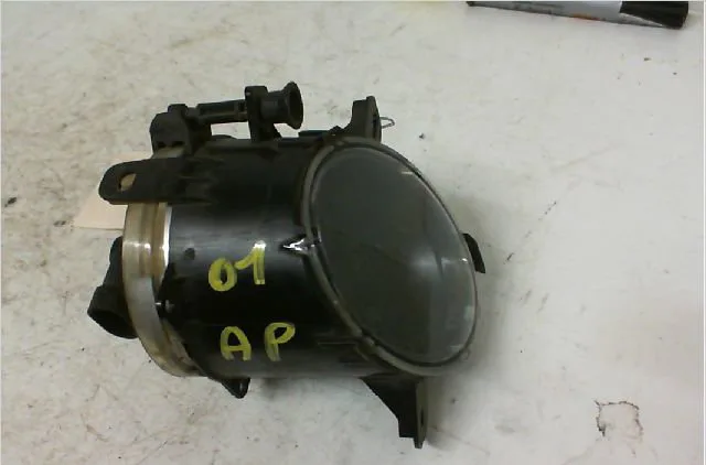 Phare antibrouillard avant droit OPEL CORSA IV Phase 1 09-2006--12-2010 1.3 CDTI 90ch occasion