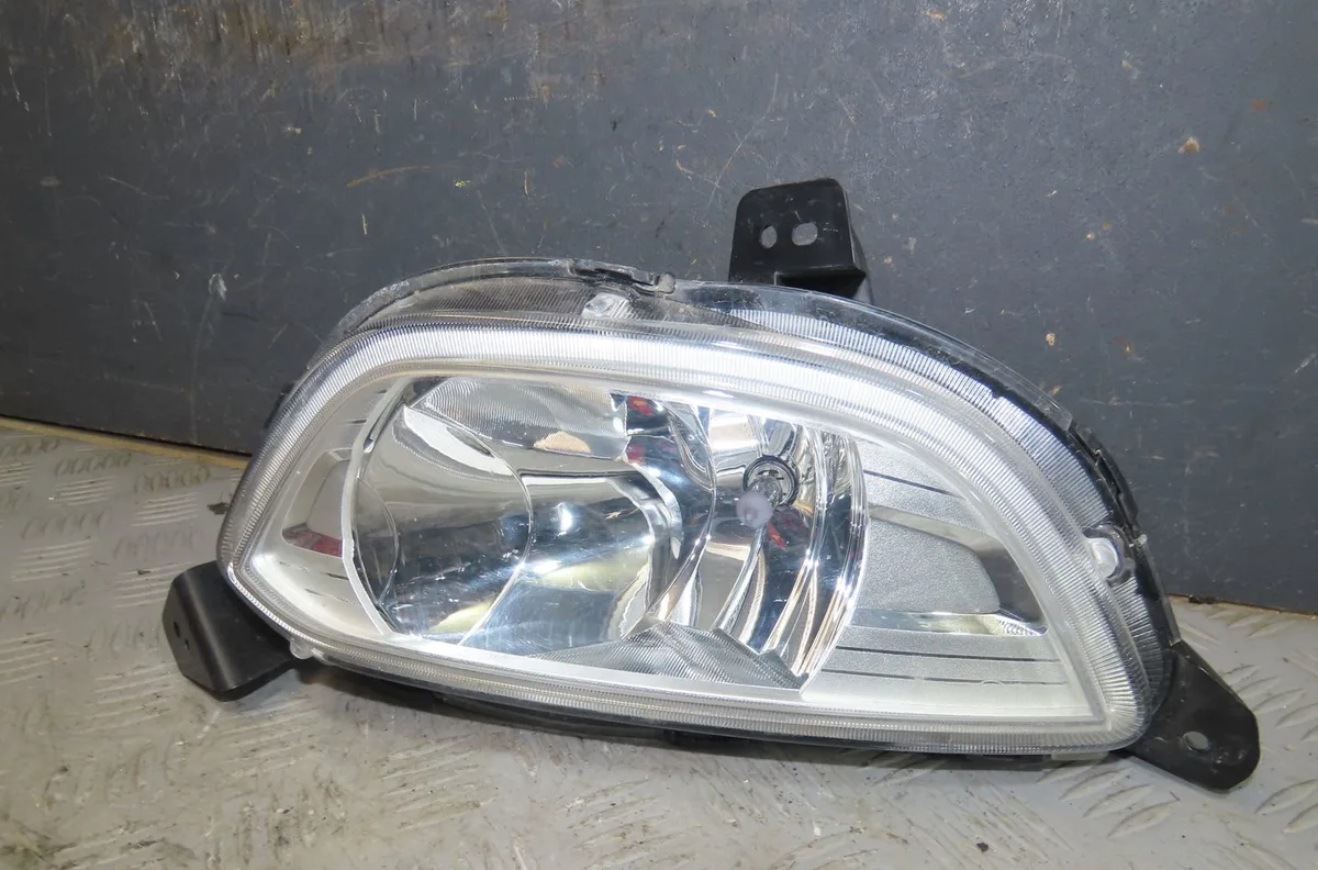 Phare antibrouillard avant droit Opel KARL (C16) 1.0 (2015-2018) occasion