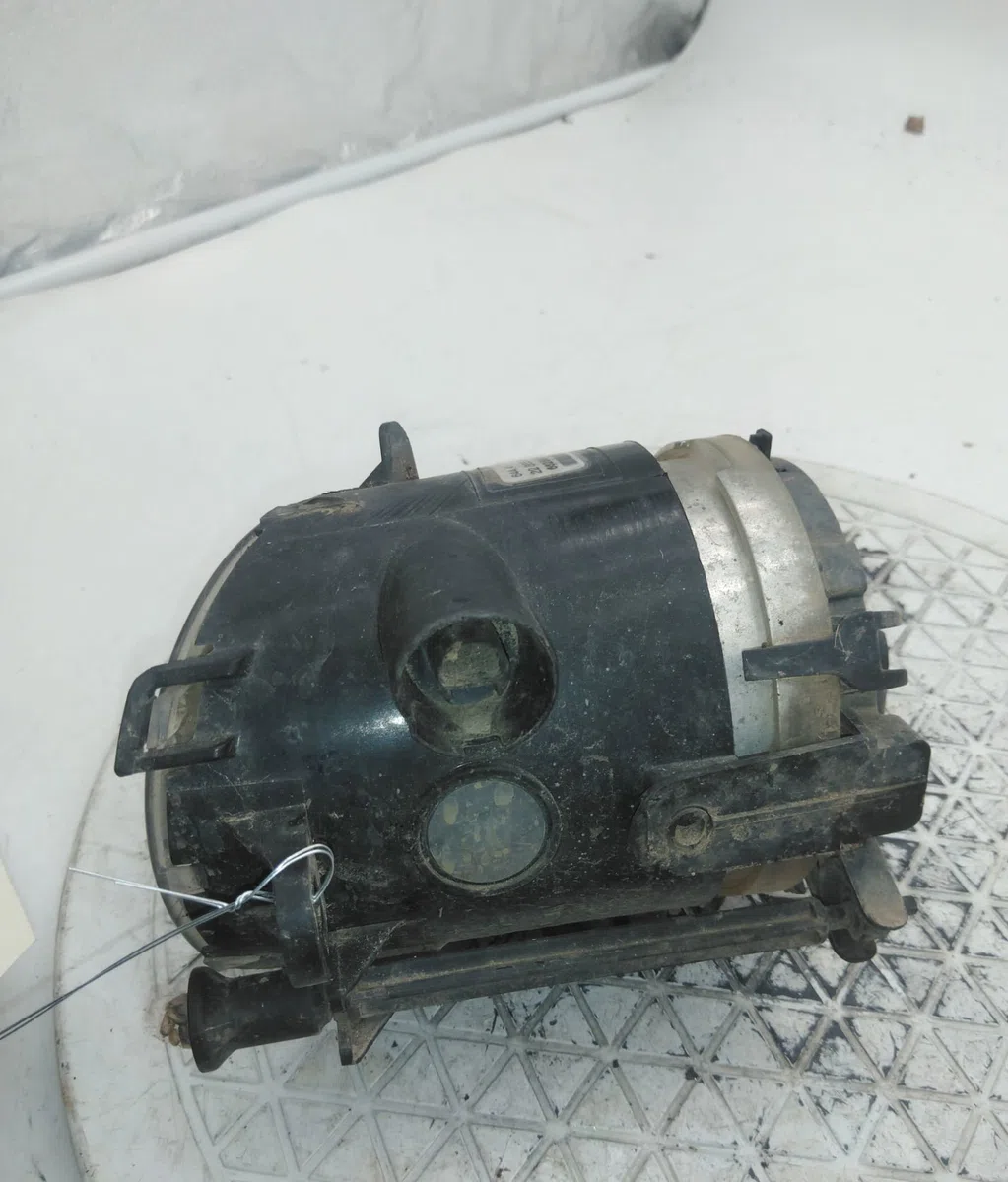 Phare antibrouillard avant droit OPEL MERIVA II occasion