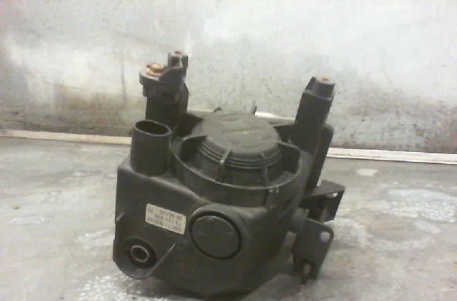 Phare antibrouillard avant droit OPEL SIGNUM Phase 1 06-2003--09-2005 occasion