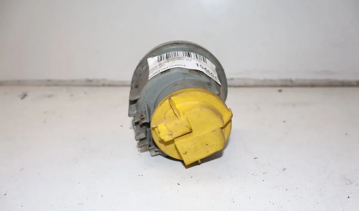 Phare antibrouillard avant droit Peugeot 1007 (KM_) 1.6 hdi (2007) occasion