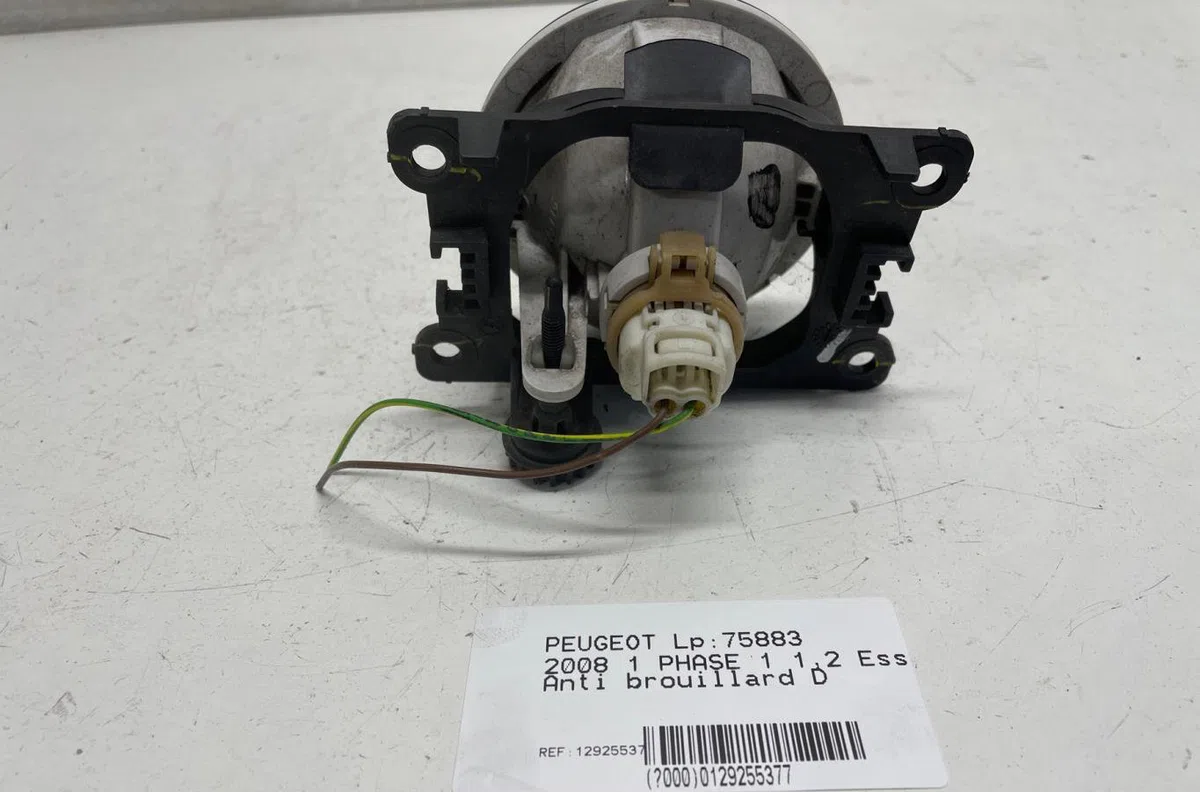 Phare antibrouillard avant droit Peugeot 2008 I (CU_) 1.2 vti (2013-2018) occasion