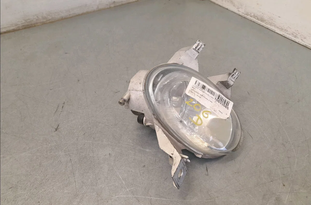 Phare antibrouillard avant droit PEUGEOT 206 2005 occasion