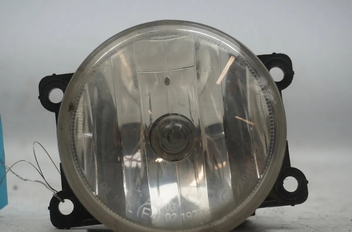 Phare antibrouillard avant droit Peugeot 206 (2L_, 2M_) 1.4 i (2010-2013) occasion