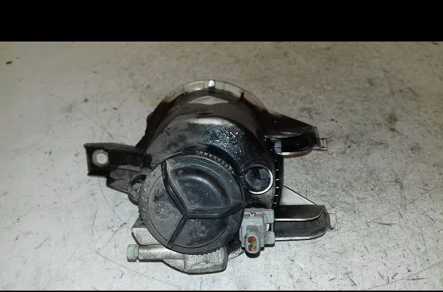 Phare antibrouillard avant droit Peugeot 206 (2L_, 2M_) 1.4 i (2lkfwa, 2mkfwa) (2009-2013) 3 portes occasion
