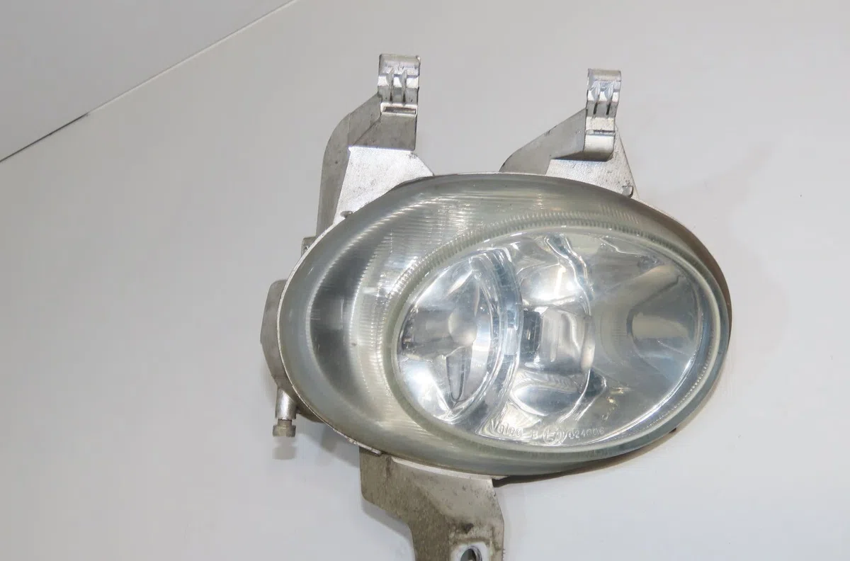 Phare antibrouillard avant droit Peugeot 206 3-5 portes (2A-C) 1.4 i (1998-2012) 3 portes occasion