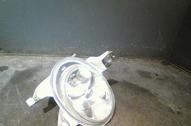 Phare antibrouillard avant droit Peugeot 206 3-5 portes (2A-C) 2.0 hdi 90 (1999-2009) 5 portes occasion