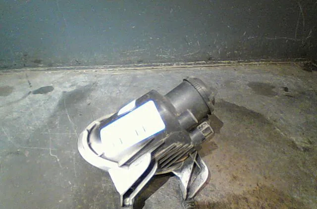 Phare antibrouillard avant droit Peugeot 206 3-5 portes (2A-C) 2.0 hdi 90 (1999-2009) 5 portes occasion