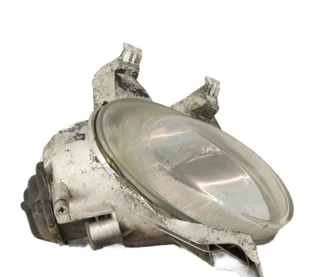 Phare antibrouillard avant droit PEUGEOT 206 PHASE 1 BREAK occasion