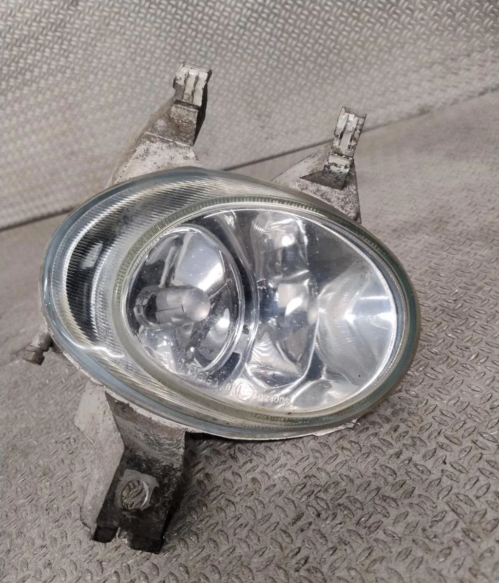 Phare antibrouillard avant droit PEUGEOT 206 PHASE 1 occasion