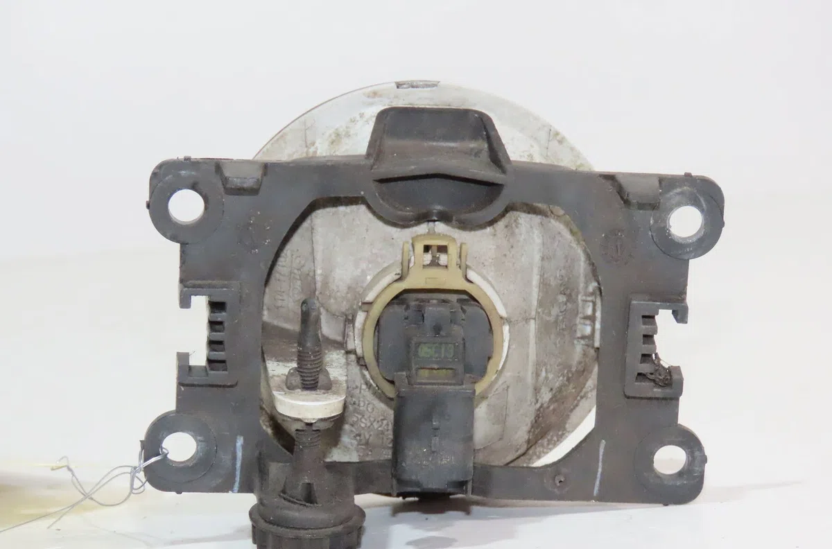 Phare antibrouillard avant droit Peugeot 207-207 (WA_, WC_) 1.4 (2006-2013) 5 portes occasion