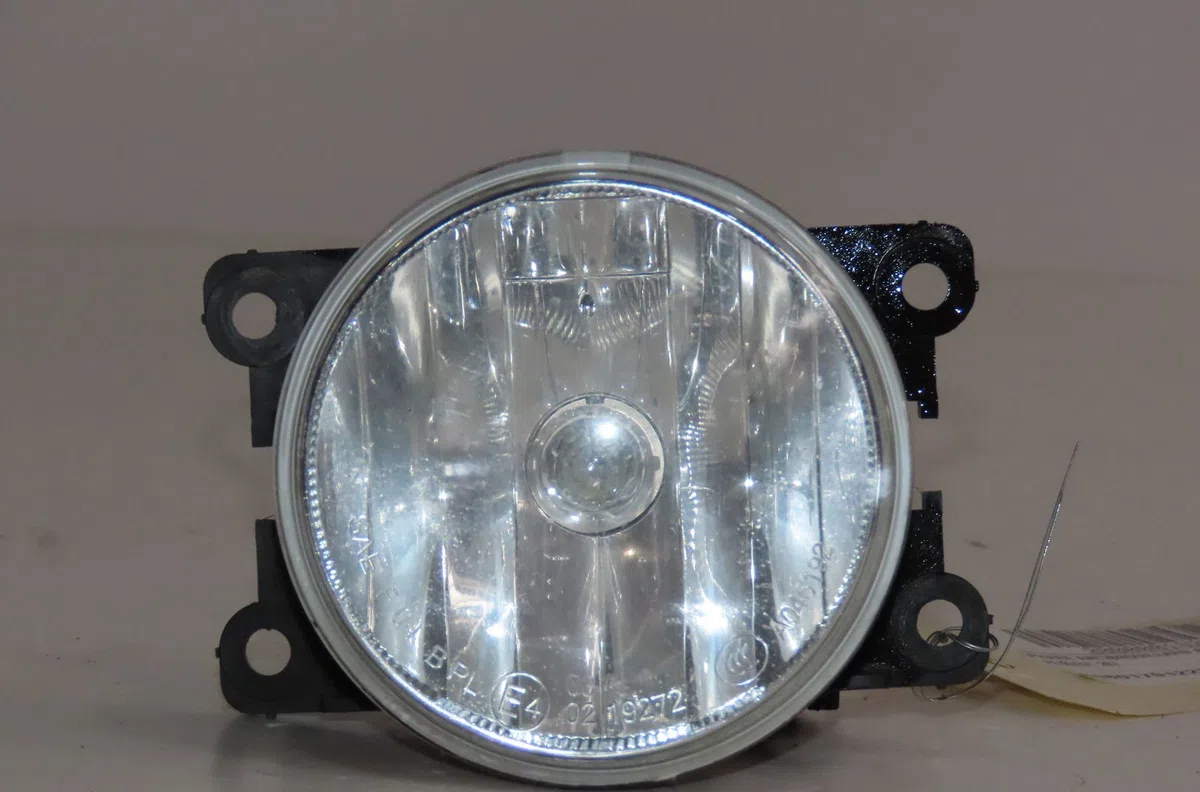 Phare antibrouillard avant droit Peugeot 207-207 (WA_, WC_) 1.4 (2006-2013) 5 portes occasion