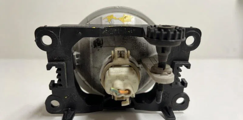 Phare antibrouillard avant droit Peugeot 207-207 (WA_, WC_) 1.4 hdi (2006-2015) 5 portes occasion