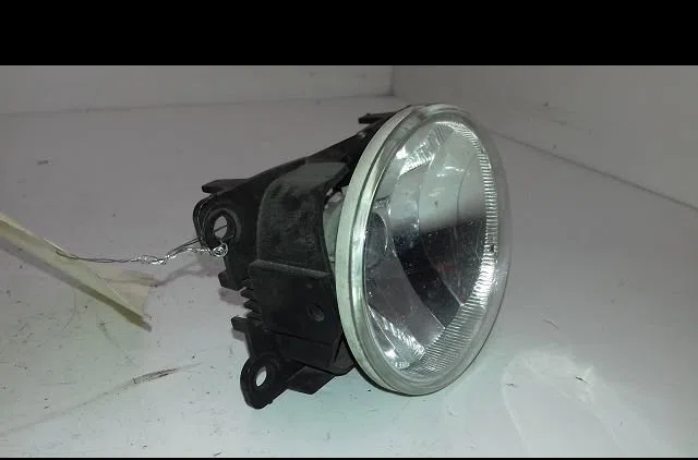 Phare antibrouillard avant droit Peugeot 207-207 (WA_, WC_) 1.6 16v vti (2007-2012) 5 portes occasion