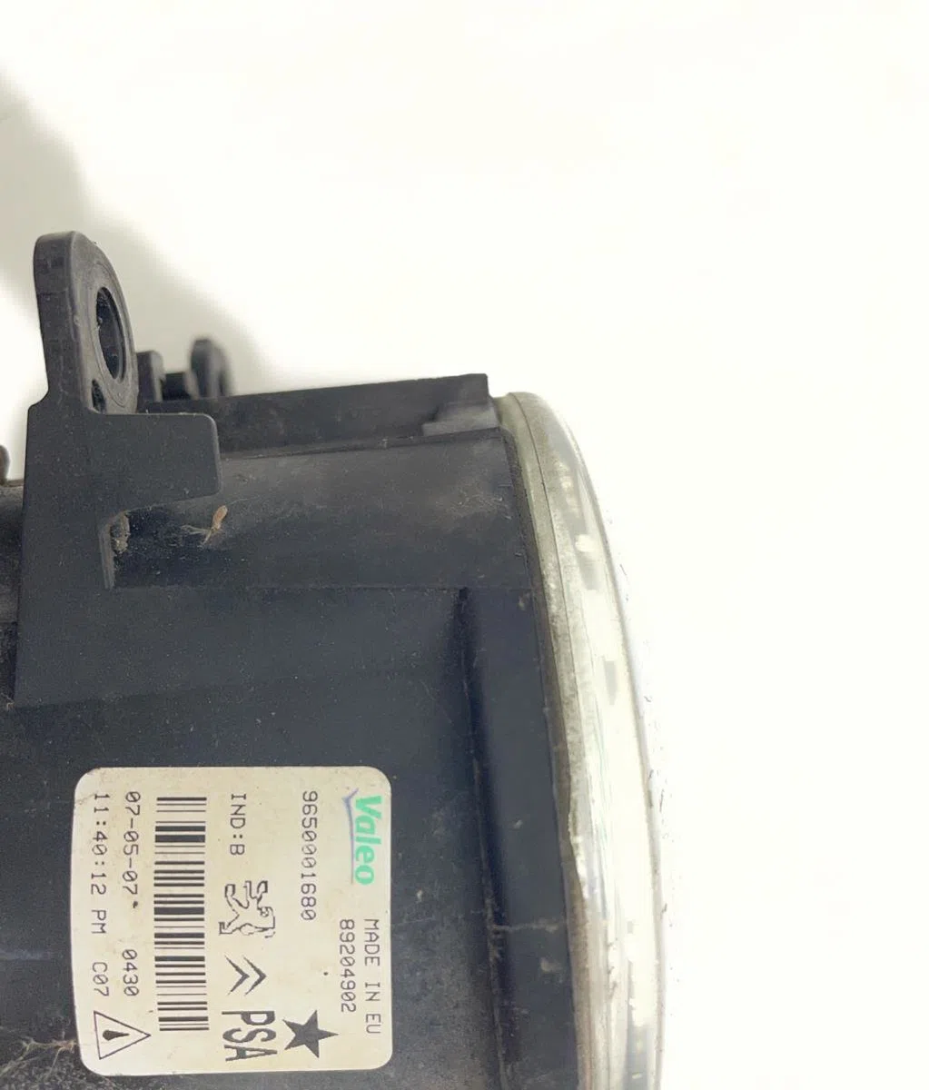 Phare antibrouillard avant droit Peugeot 207-207 (WA_, WC_) 1.6 hdi (2006-2013) 5 portes occasion