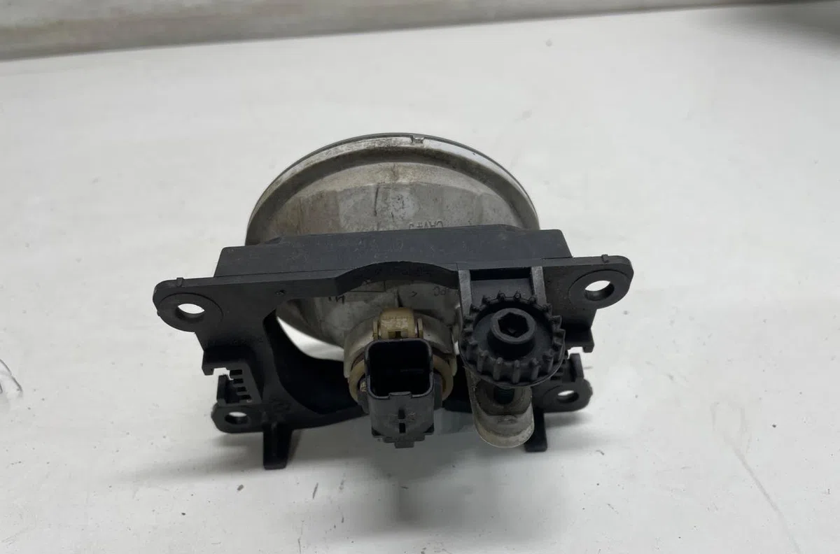 Phare antibrouillard avant droit Peugeot 207-207 (WA_, WC_) 1.6 hdi (2006-2013) 5 portes occasion