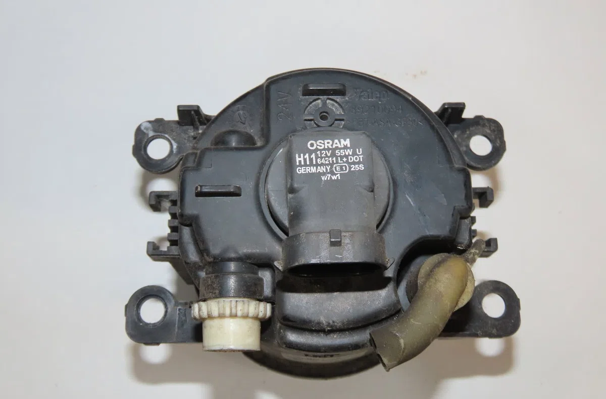 Phare antibrouillard avant droit Peugeot 207 SW (WK_) 1.6 16v (2007-2013) occasion