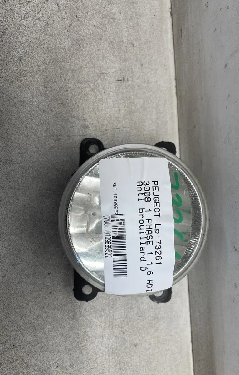 Phare antibrouillard avant droit Peugeot 3008 Monospace (0U_) 1.6 hdi (2009-2016) 5 portes occasion