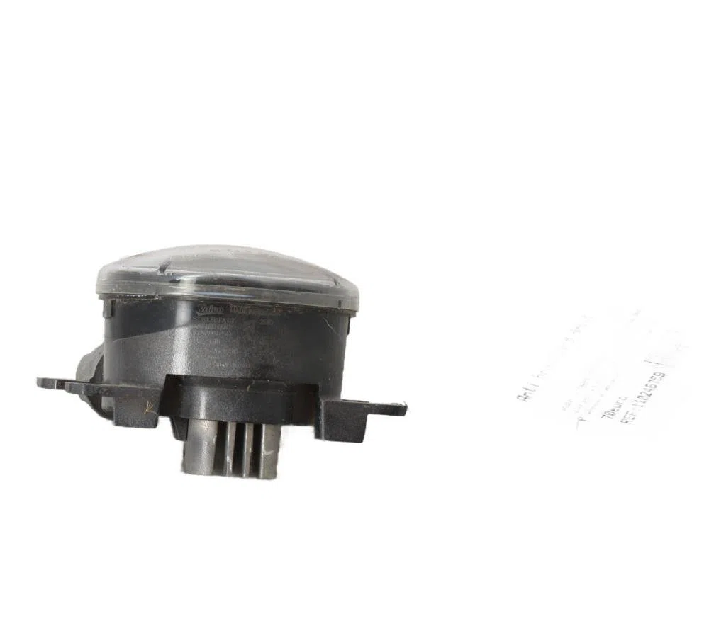 Phare antibrouillard avant droit Peugeot 3008 SUV (MC_, MR_, MJ_, M4_) 1.6 puretech 180 (m45gfr, m45gfu) (2018) occasion