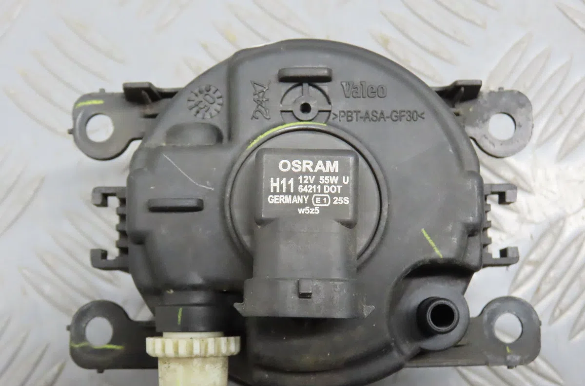 Phare antibrouillard avant droit Peugeot 307 CC (3B) 2.0 16v (2003-2005) occasion