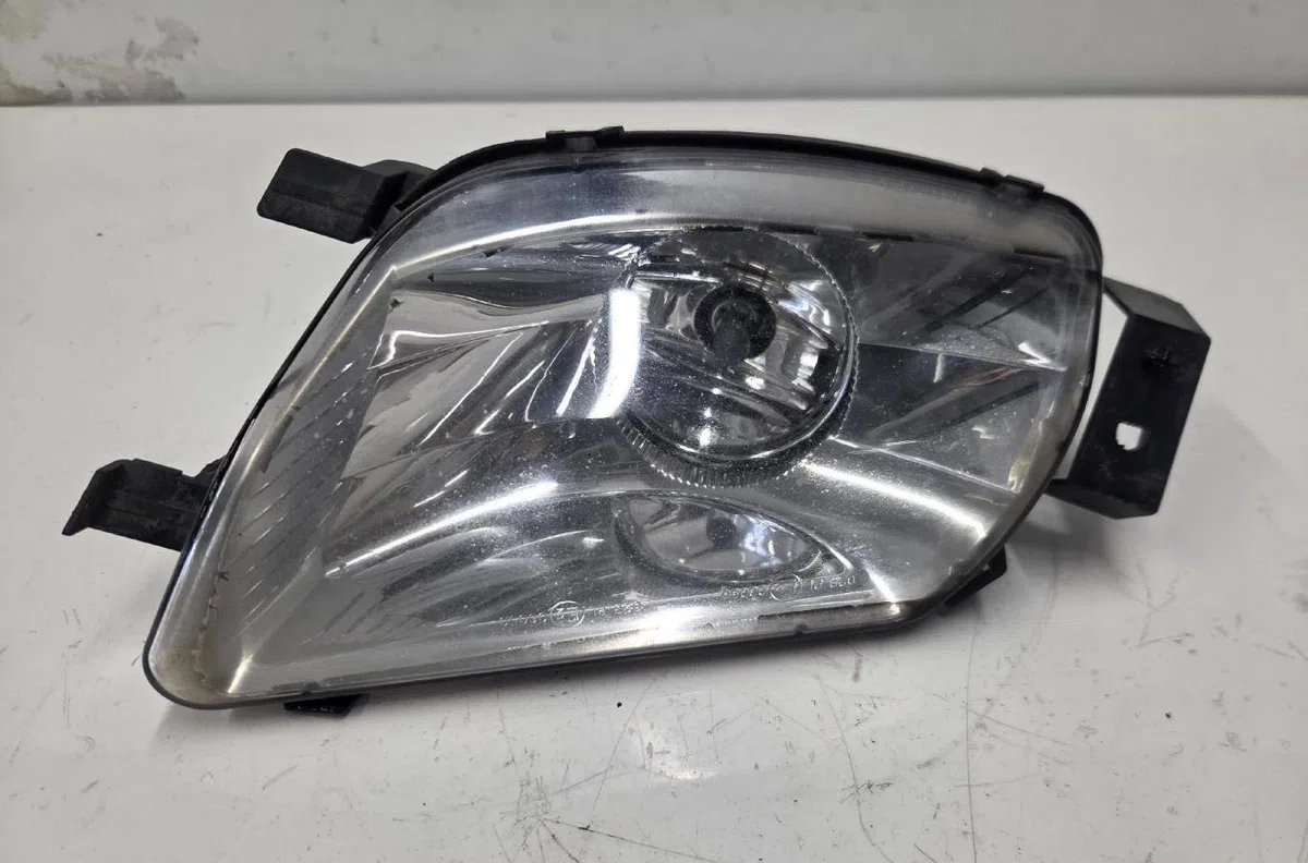 Phare antibrouillard avant droit PEUGEOT 308 1 PHASE 1 occasion