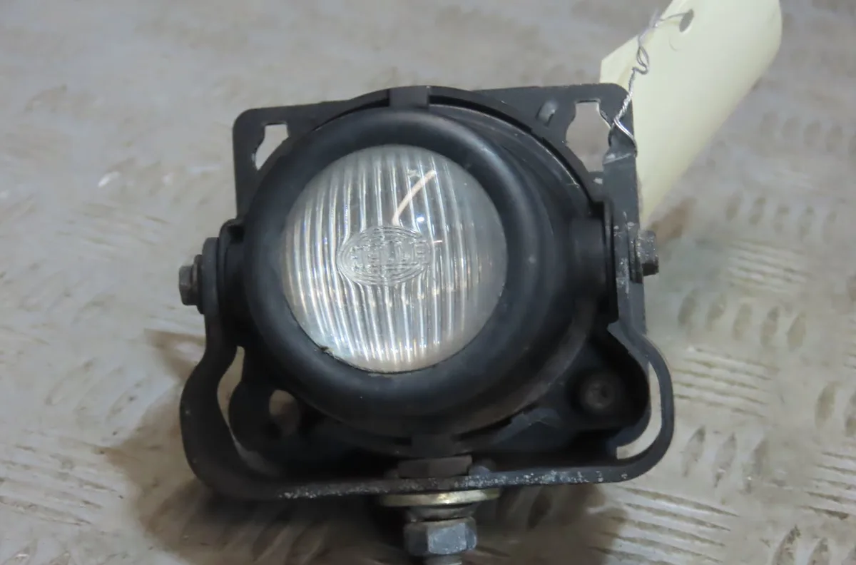 Phare antibrouillard avant droit Peugeot 406 Coupé (8C) 2.2 hdi (2000-2004) 2 portes occasion