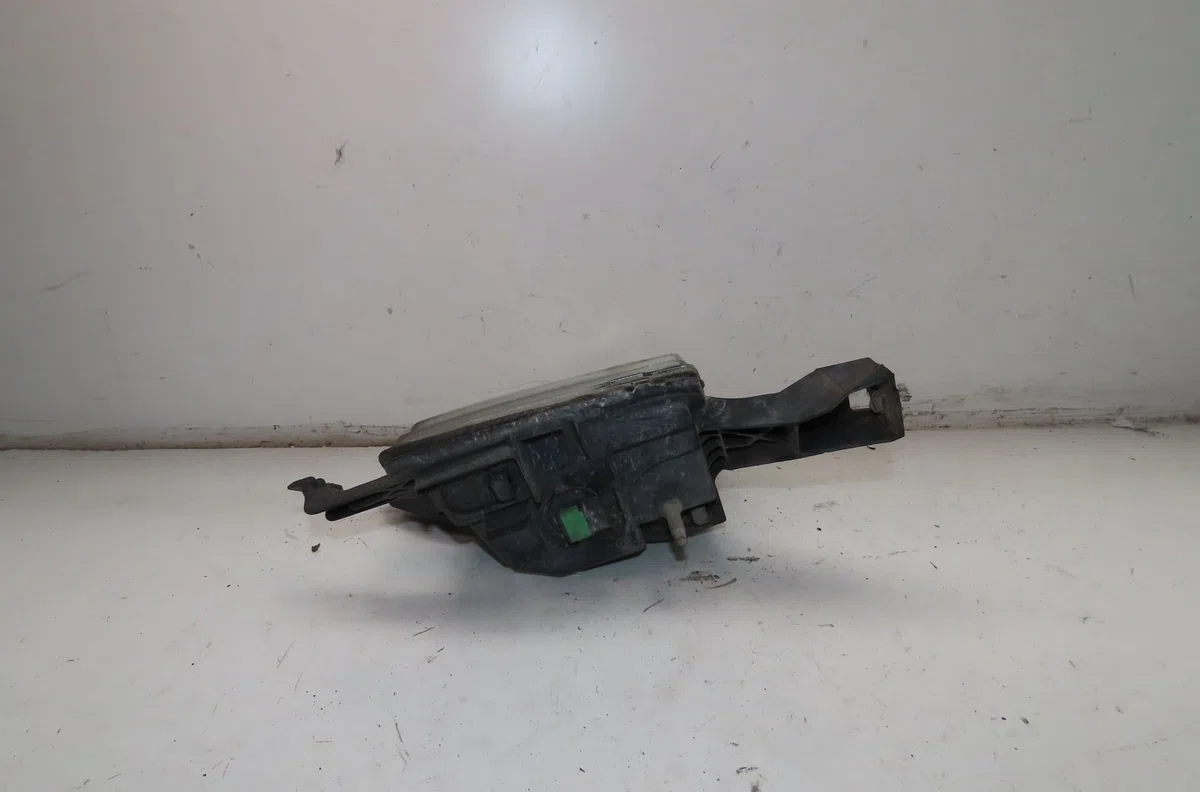 Phare antibrouillard avant droit Peugeot 407 (6D_) 1.6 hdi 110 (6d9hzc, 6d9hyc) (2004-2010) occasion