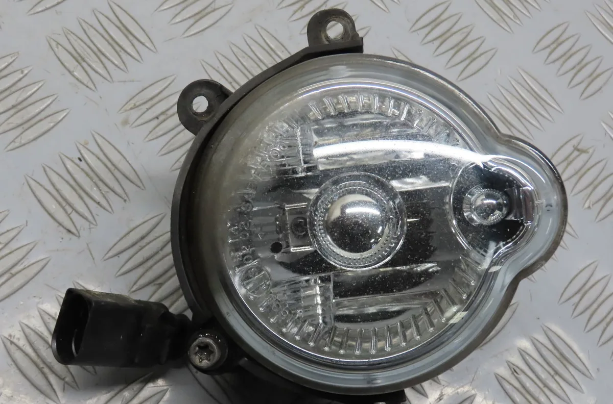 Phare antibrouillard avant droit PORSCHE CAYMAN I 2008 occasion