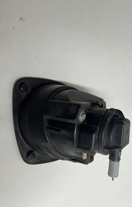 Phare antibrouillard avant droit Renault CLIO II (BB_, CB_) 1.4 16v (b-cb0p, bb13) (2000-2008) 5 portes occasion