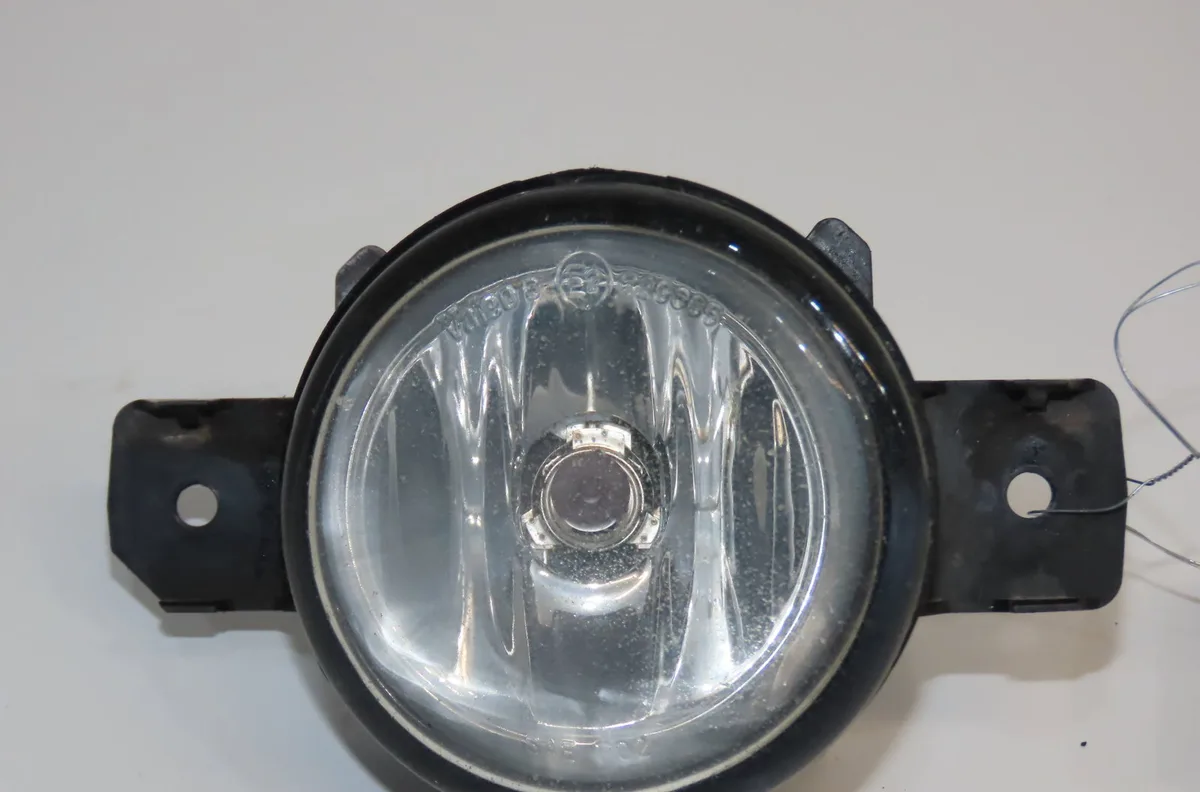 Phare antibrouillard avant droit Renault CLIO II (BB_, CB_) 1.5 dci (b-c2j) (2004-2012) occasion