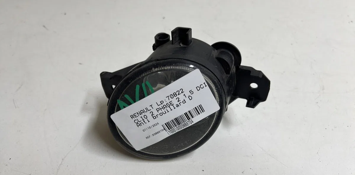 Phare antibrouillard avant droit Renault CLIO II (BB_, CB_) 1.5 dci (b-cb08) (2001-2005) 5 portes occasion