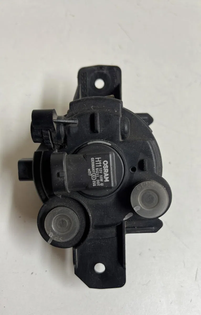 Phare antibrouillard avant droit Renault CLIO II (BB_, CB_) 1.5 dci (b-cb08) (2001-2005) 5 portes occasion