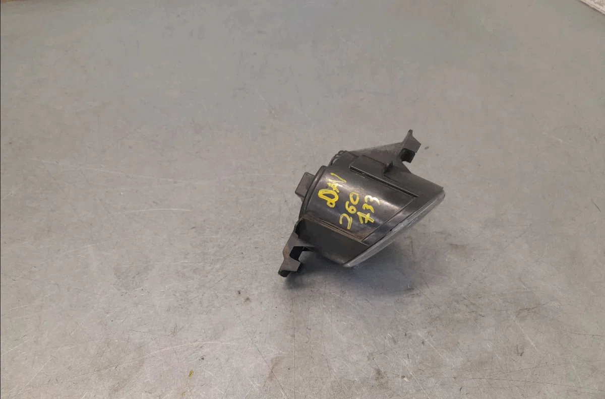 Phare antibrouillard avant droit Renault CLIO III (BR0-1, CR0-1) 1.6 16v (br05, br0b, br0y, br15, br1j, br1m, br1y, cr0b