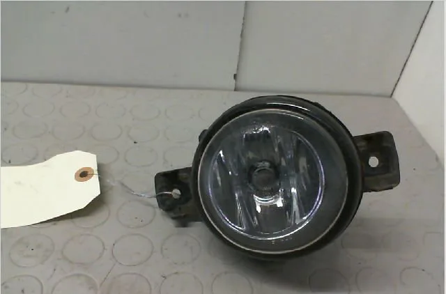 Phare antibrouillard avant droit RENAULT CLIO III Phase 1 09-2005--03-2009 1.5 DCI 70ch occasion