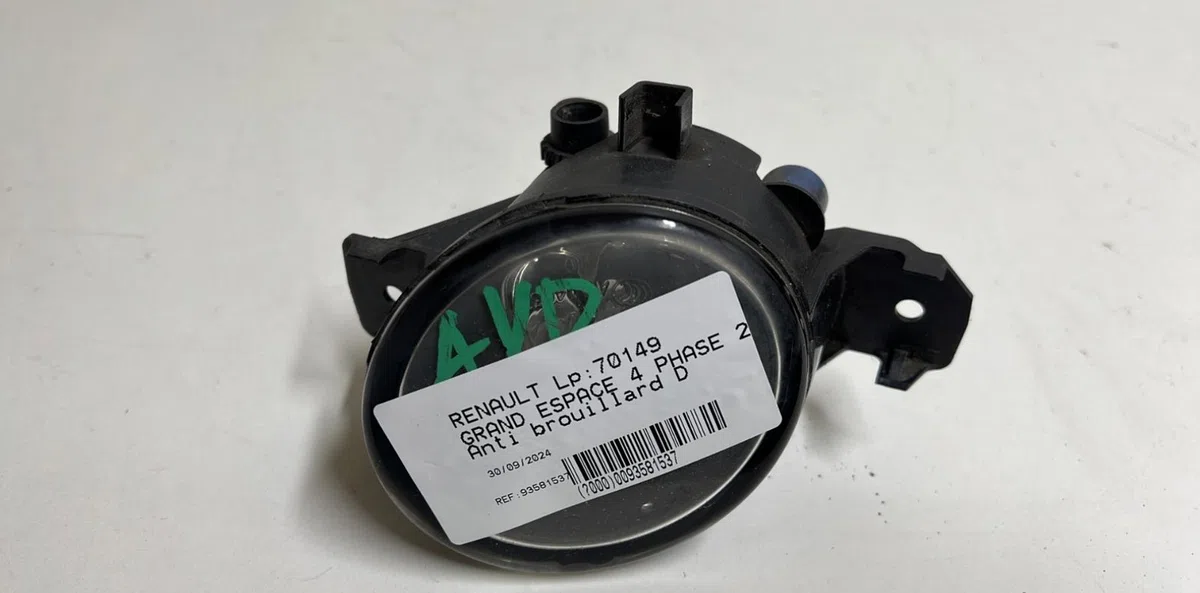 Phare antibrouillard avant droit Renault ESPACE IV (JK0-1_) 2.0 dci (jk01, jk02, jk1j, jk1k, jk1h) (2006) occasion