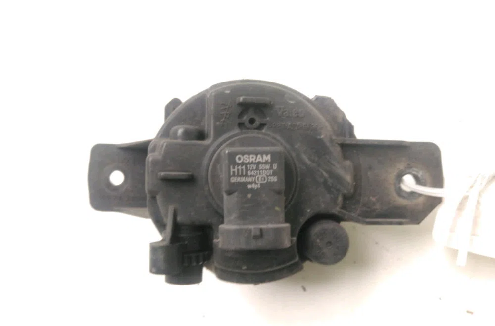 Phare antibrouillard avant droit Renault ESPACE IV (JK0-1_) 3.5 v6 (jk00, jk0f, jk0p, jk0s, jk0w) (2002) occasion