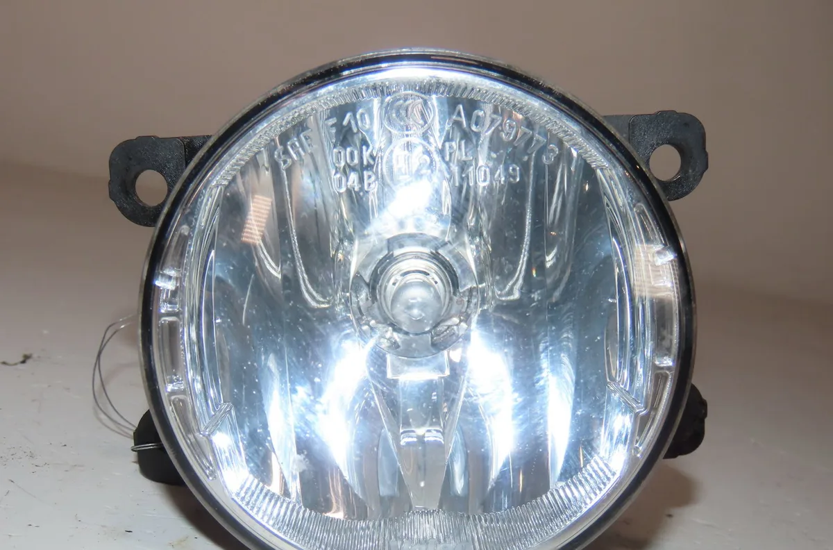 Phare antibrouillard avant droit Renault GRAND SCÉNIC IV (R9_) 1.5 dci 110 (2016) occasion