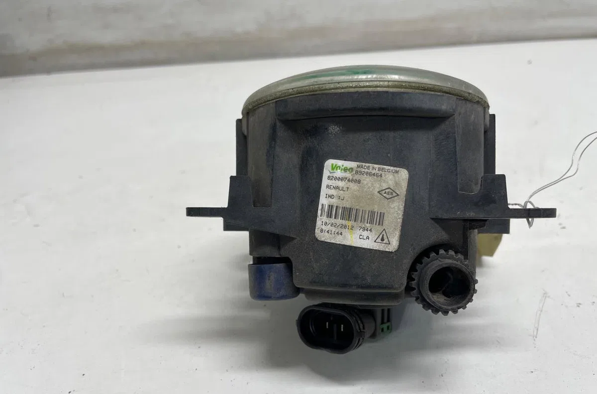Phare antibrouillard avant droit Renault KANGOO Express (FW0-1_) 1.5 dci 75 (fw07, fw10, fw04) (2010) 4 portes occasion
