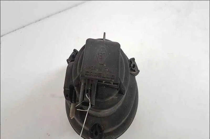 Phare antibrouillard avant droit RENAULT KANGOO I occasion
