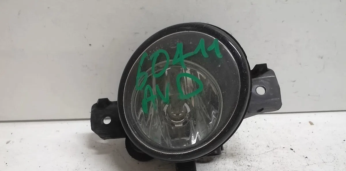 Phare antibrouillard avant droit Renault LAGUNA II (BG0-1_) 2.2 dci (bg0f) (2001-2006) occasion
