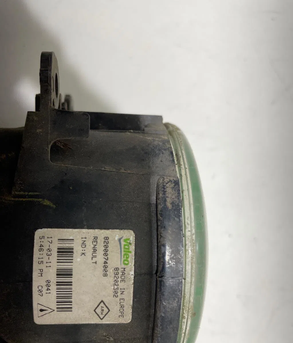 Phare antibrouillard avant droit Renault LAGUNA III (BT0-1) 1.5 dci (bt00, bt0a, bt0t, bt1j) (2007-2015) 5 portes occasi