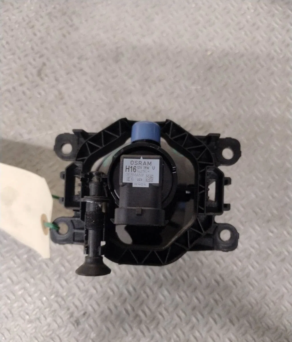 Phare antibrouillard avant droit RENAULT MASTER 3  MASTER 3 PHASE 3 occasion
