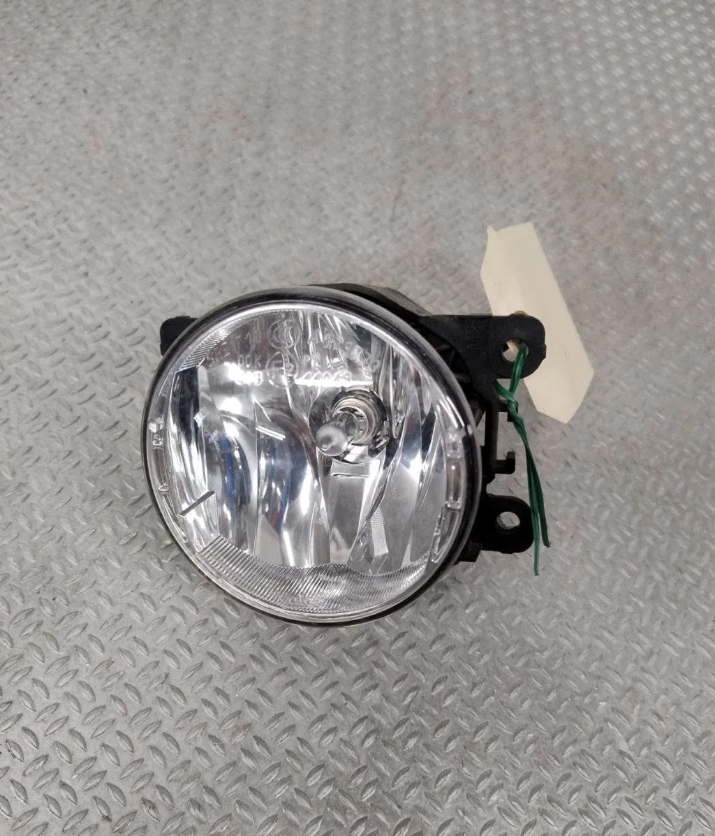 Phare antibrouillard avant droit Renault MASTER III Camion plate-forme-Châssis (EV, HV, UV) 2.3 dci 145 fwd (ev0e, ev0f,