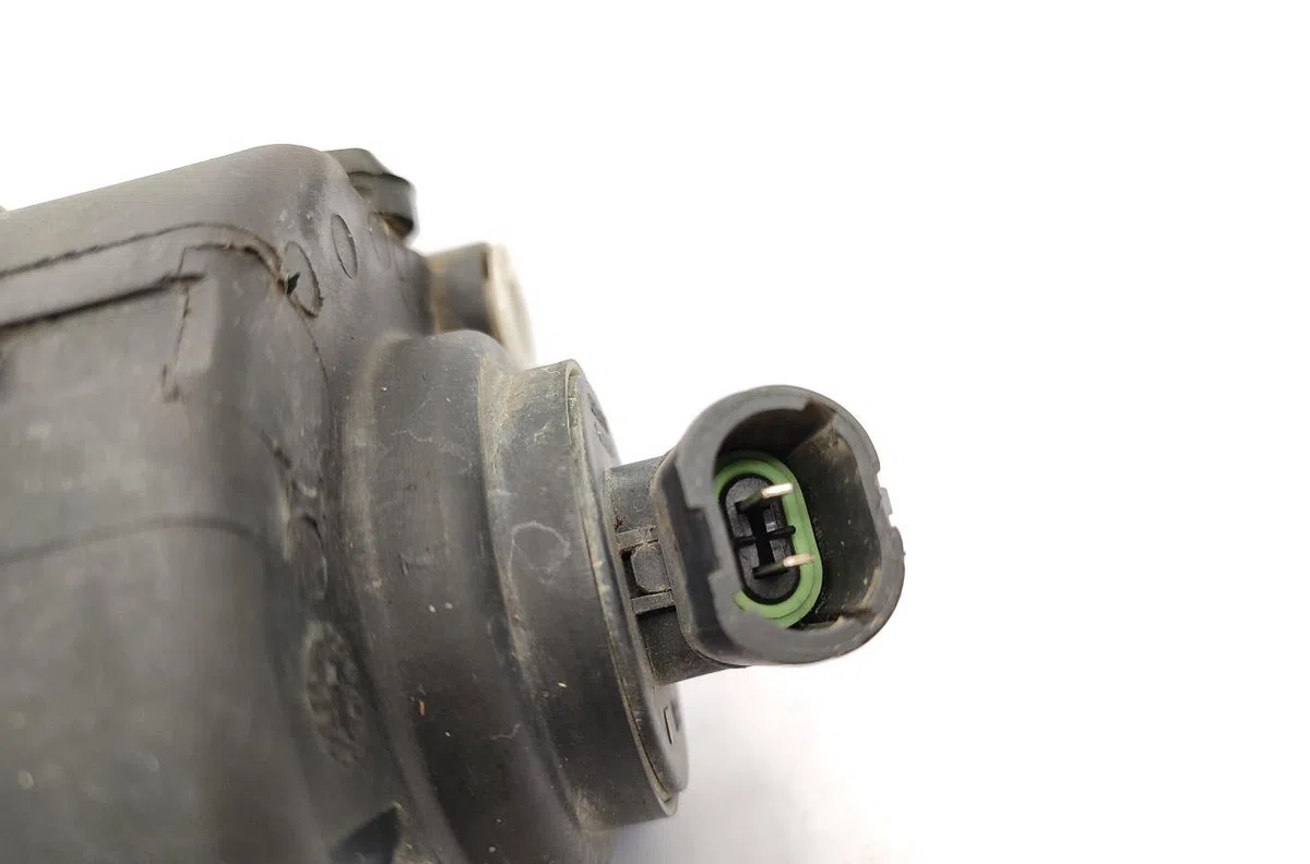Phare antibrouillard avant droit RENAULT MEGANE 1 BREAK occasion