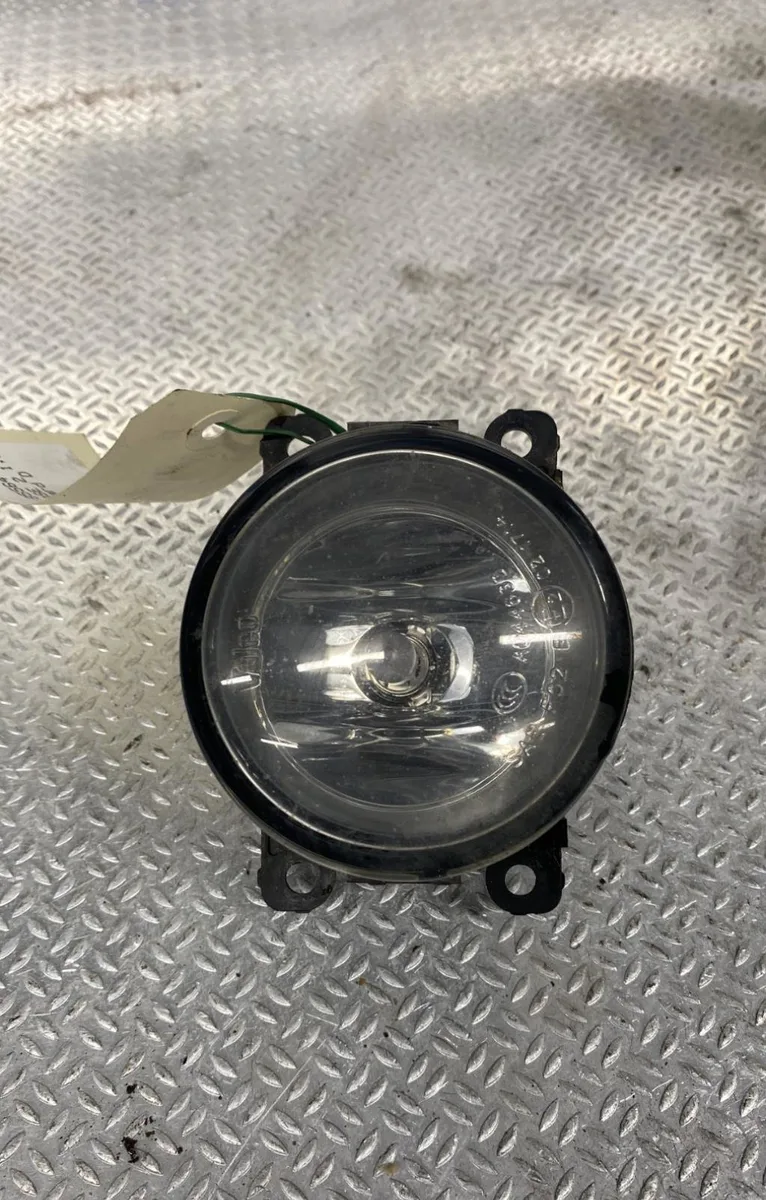 Phare antibrouillard avant droit RENAULT MEGANE 2 MEGANE 2 PHASE 2 occasion