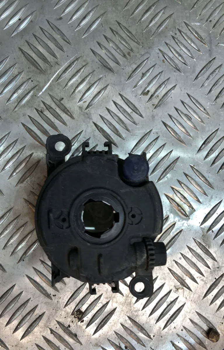 Phare antibrouillard avant droit RENAULT MEGANE 3 PHASE 2 occasion