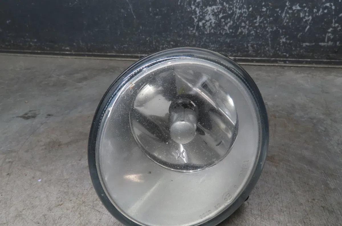 Phare antibrouillard avant droit Renault MEGANE I (BA0-1_) 1.9 dci (ba05, ba1f) (2001-2003) occasion