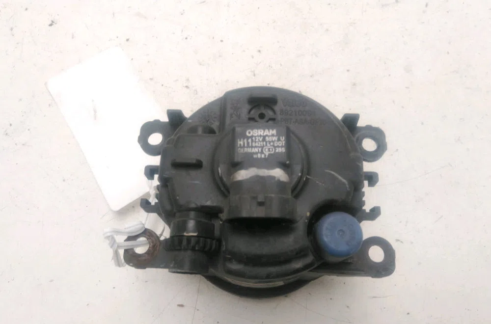 Phare antibrouillard avant droit Renault MEGANE III 3-5 portes (BZ0-1_, B3_) 1.5 dci (2009) occasion