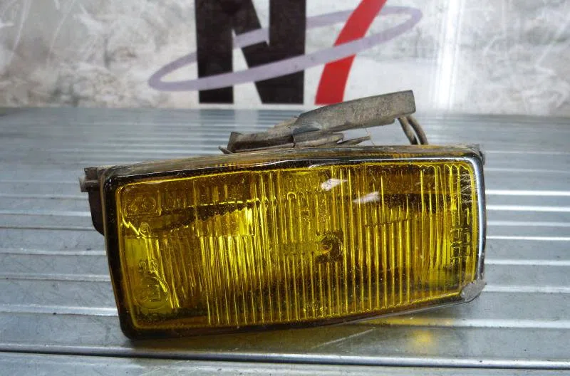 Phare antibrouillard avant droit RENAULT R5 PHASE 2 occasion