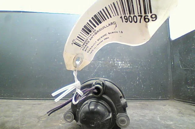 Phare antibrouillard avant droit RENAULT SCENIC 2002 occasion